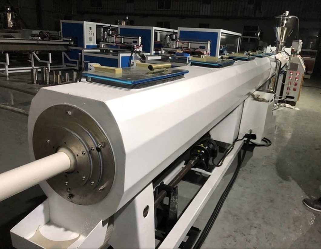 Complete PVC Water Drainage Pipe Extrusion Production Line