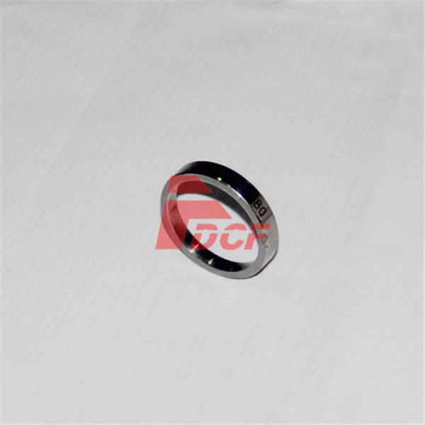 J08 Valve Seat 11131-1380 11135-1580 Apply Kobelco Excavator Intake Exhaust