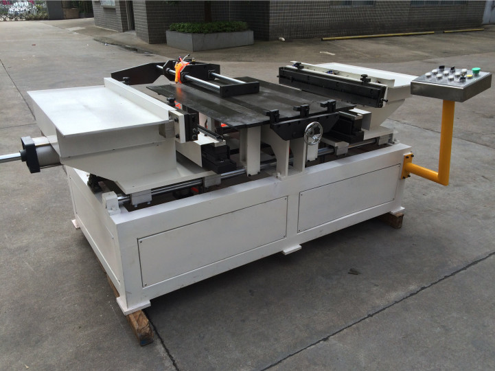 3 Direction Radiator Making Machine Buckle Making Equipment