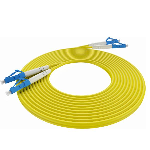 SC APC Waterproof Fiber Pigtail HDPE LSZH G657A2 Fiber Optic Drop Cable
