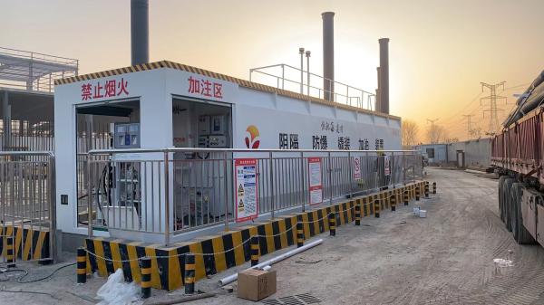 Quality Independent 50 Cubic Meter Gas Refueling Station With 50m3/H Flow Rate for sale