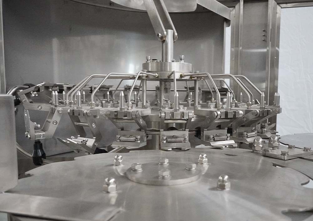 PET Bottle Water Glass Filling Machine Big Capacity 2000 - 20000BPH