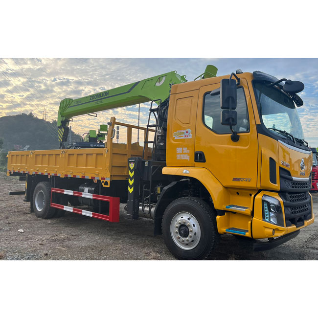 Hot 4x2 12Tons Crane Truck Mounted 245HP Towing Crane Mounted Truck With 20M Lifting High
