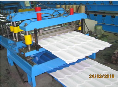 Colored Steel Trapezoidal Roofing Sheet Roll Forming Machine PPGi GI Material
