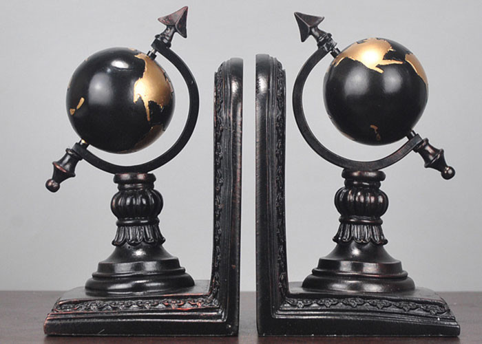 Black Plated Resin Decoration Crafts , Study Room Globe Book Holder