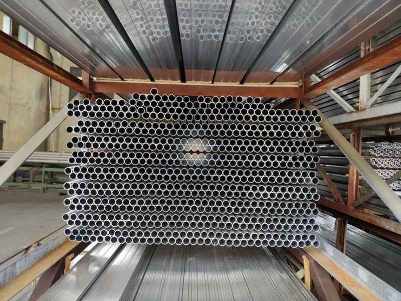 Brushed Sand Blasted 6063 aluminium alloy tube