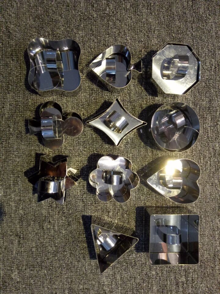 FB141007 wholesales set of 4 stainless steel 430 dessert molds