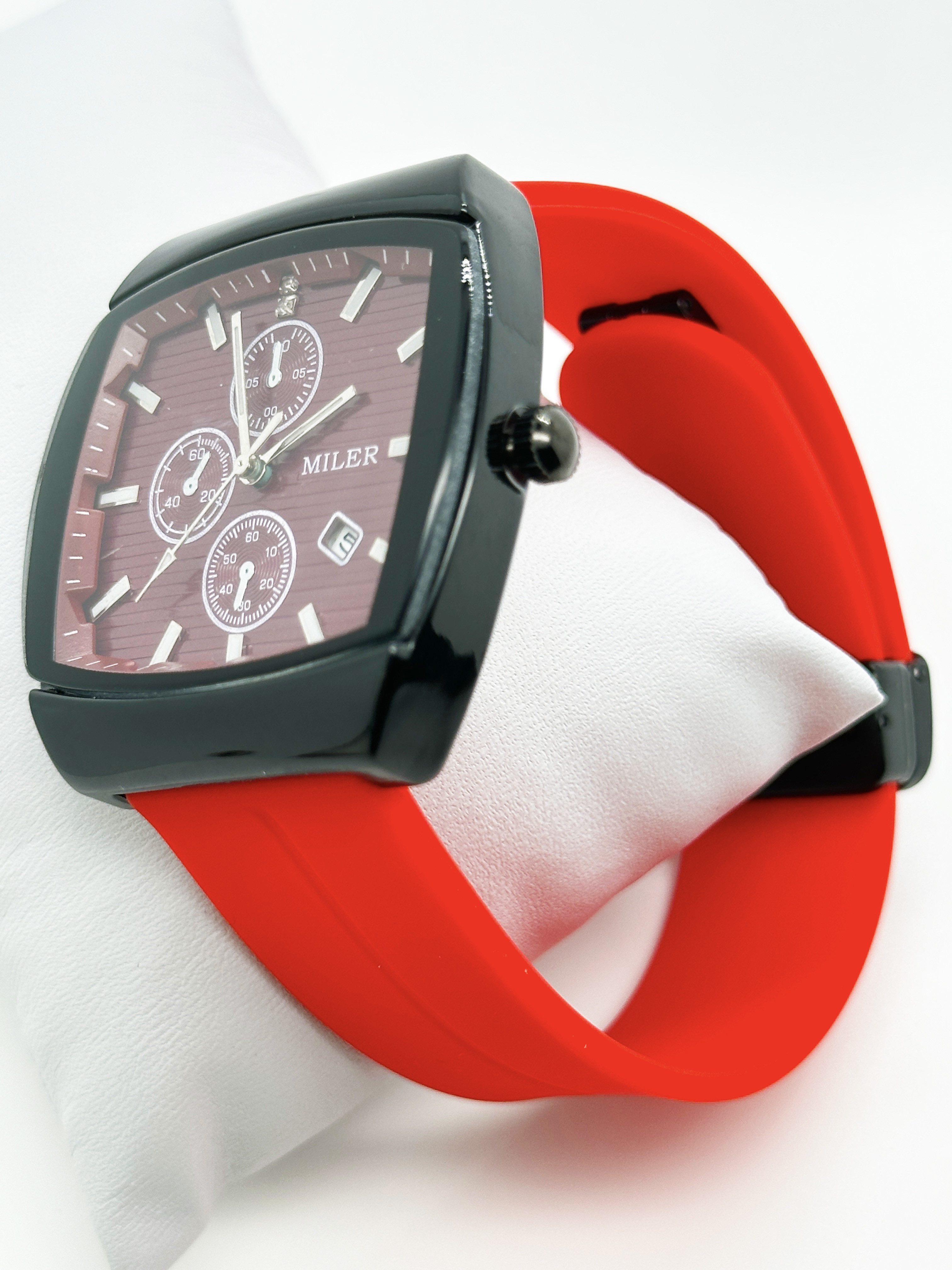 Factory Hot Selling Man/Women Watch Custom Logo Fashion Quartz Wrist Watch