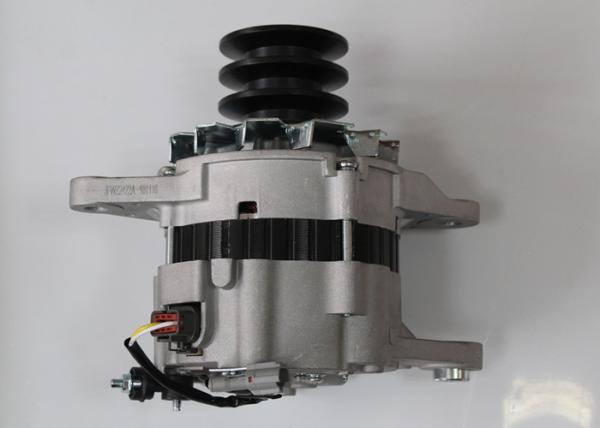 Alternator Excavator Spare Parts For ZX230 ZX240 ZX210-3 6BT 181200-5303