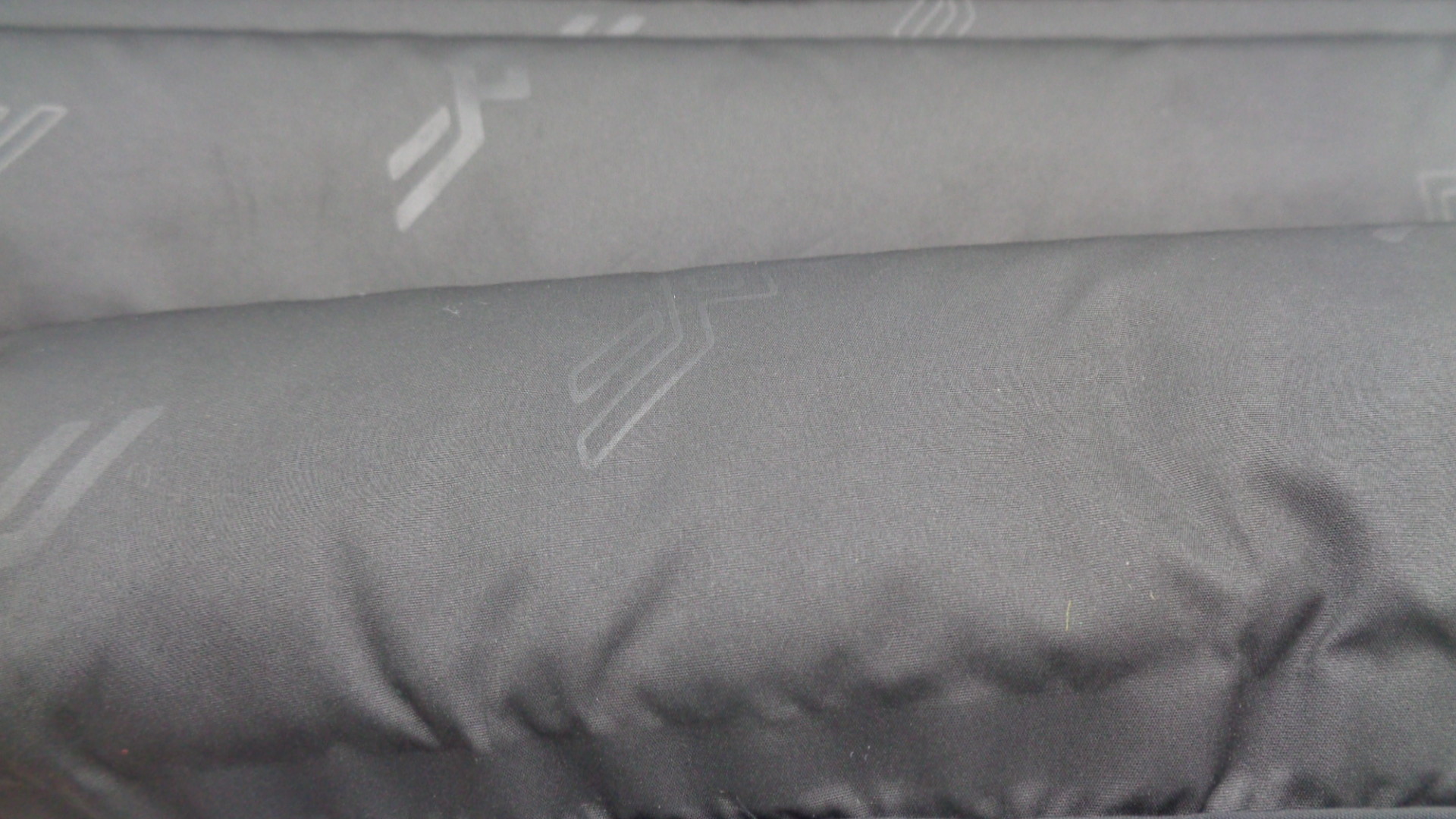 Woven Dyed Plain Windproof Keep Warm Outdoor Down Fabric 230G
