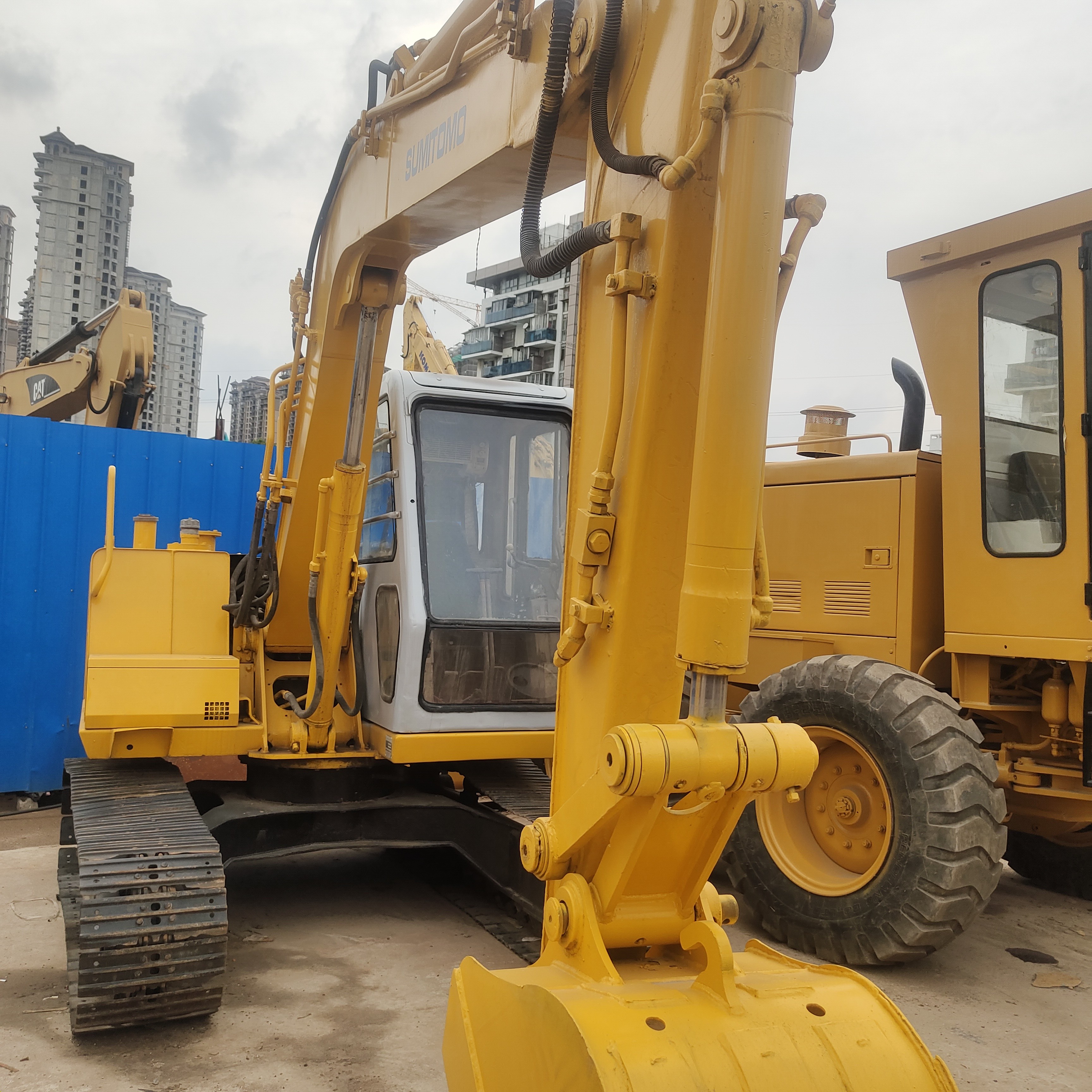 Used Sumitomo Sh160 Excavator Available Looking For Its Next Owner , Check It Out