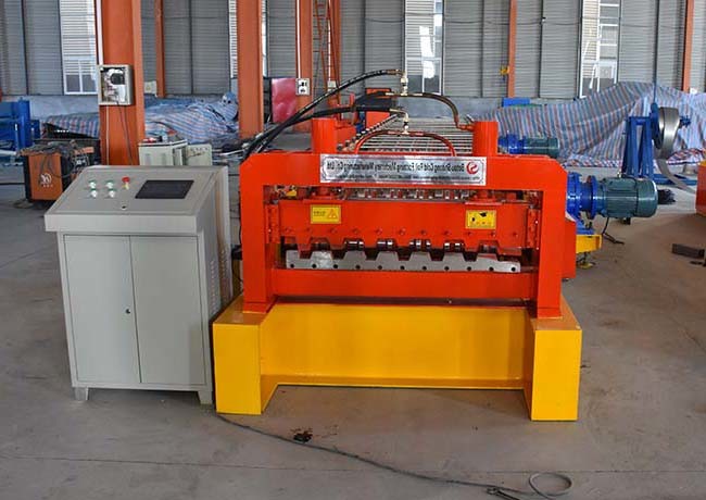 Bearing Plate Metal Deck Forming Machine , High Efficient Floor Tiles Making Machine