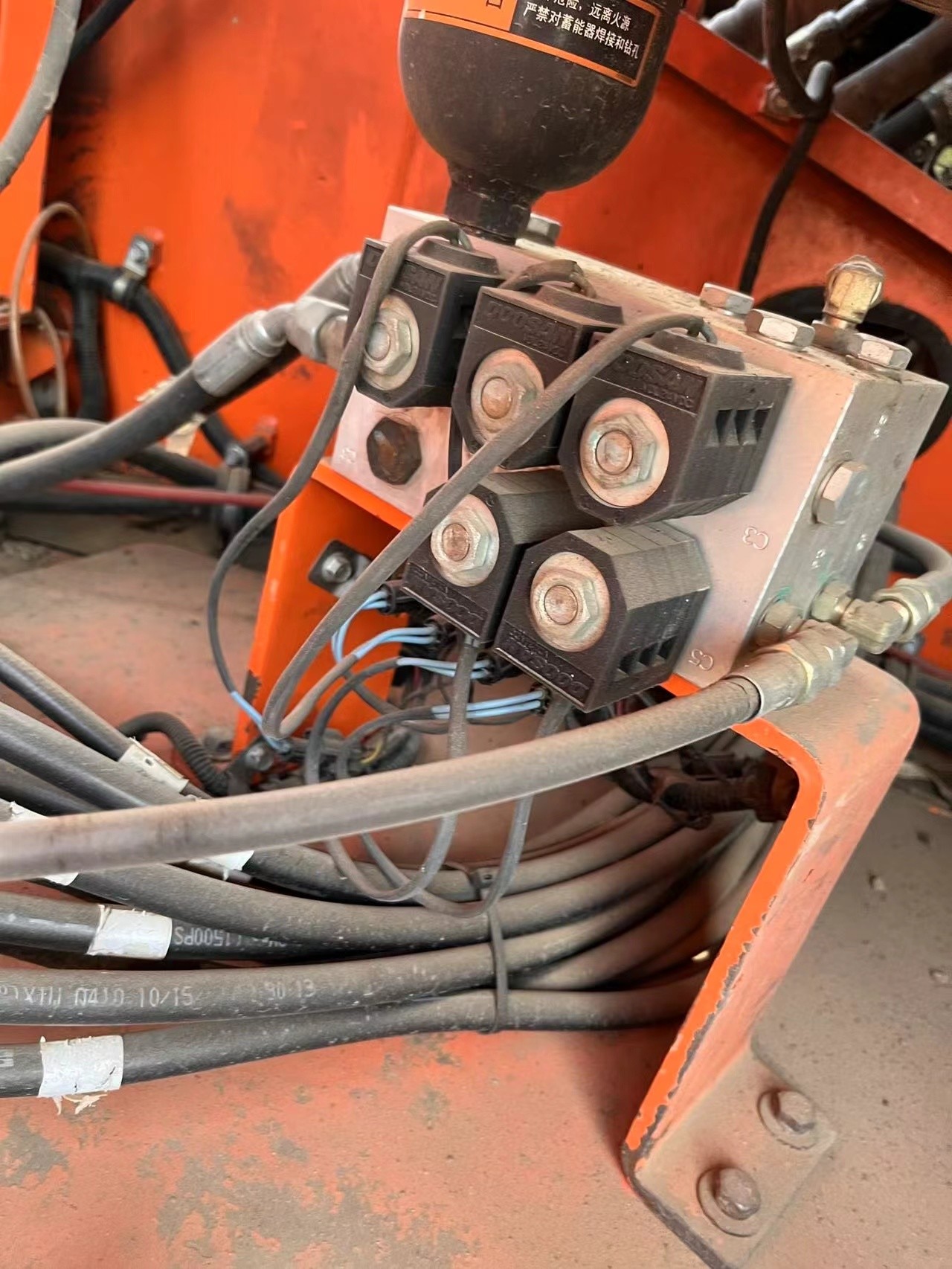 DX300LC second-hand Doushan excavator original paint excavator