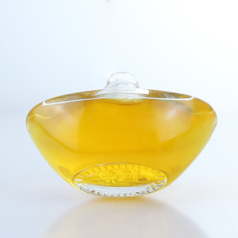 Super Flint Glass Liquor Bottle for Whisky Gin Rum Guala Top and Innovative Design