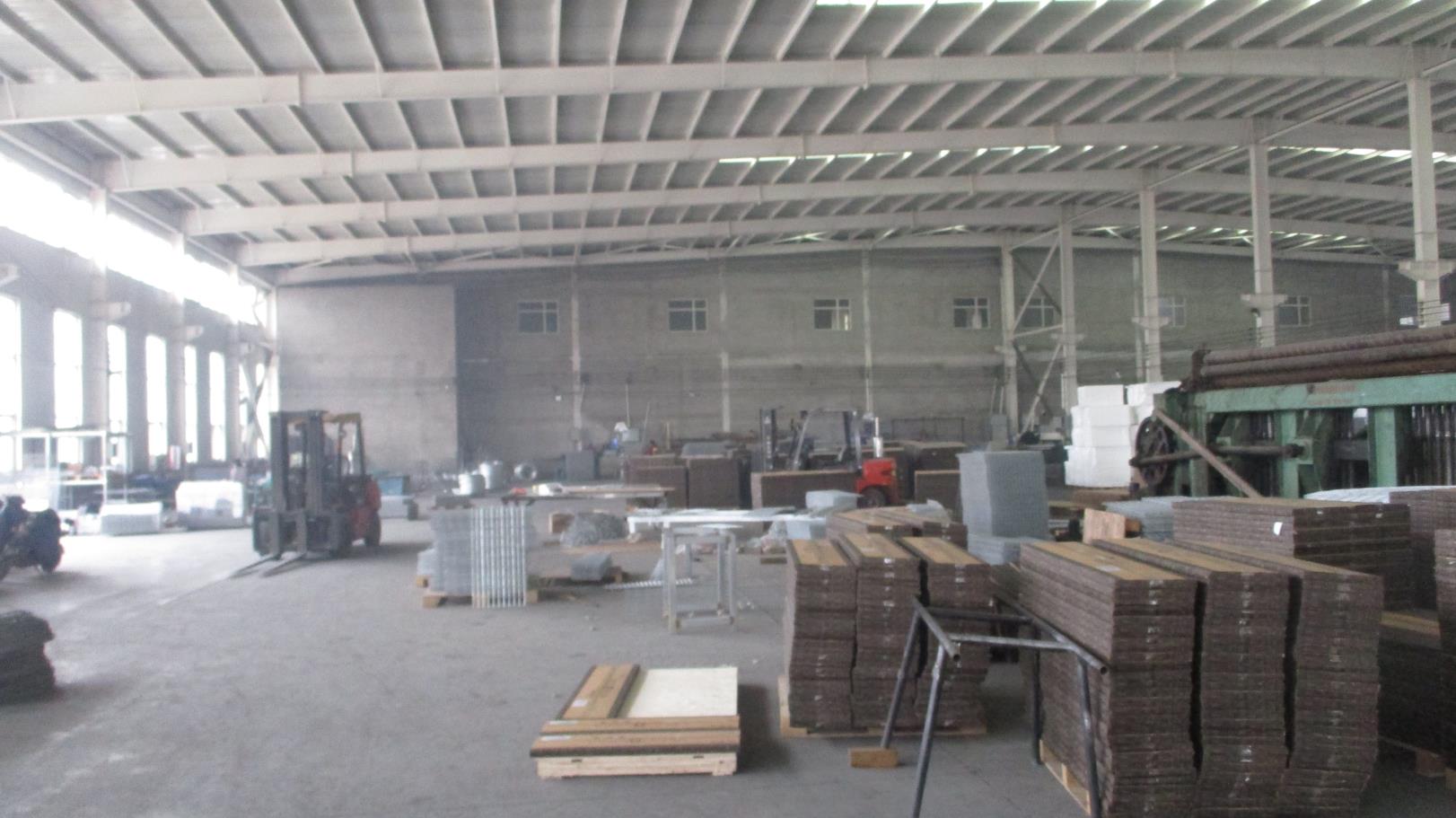 PVC galvanized welded guardrail wire mesh with good anti-corrosion performance