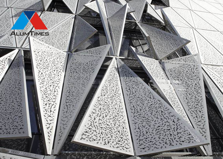 Perforated Decorative Aluminium Screen Environmentally Friendly With High Strength