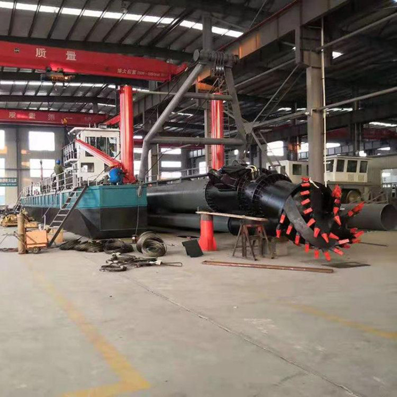 China Cheapest 20inch Water Flow 3500m3 Cutter Suction Dredger