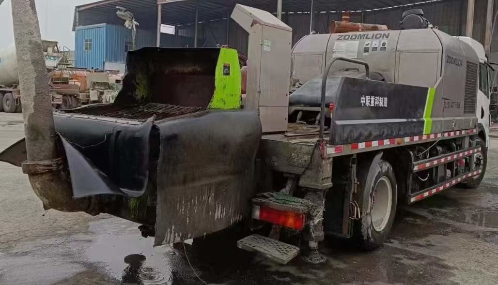 Used 2019 Zoomlion Concrete Line Pump For Small And Convenient ZLJ5140THBJE