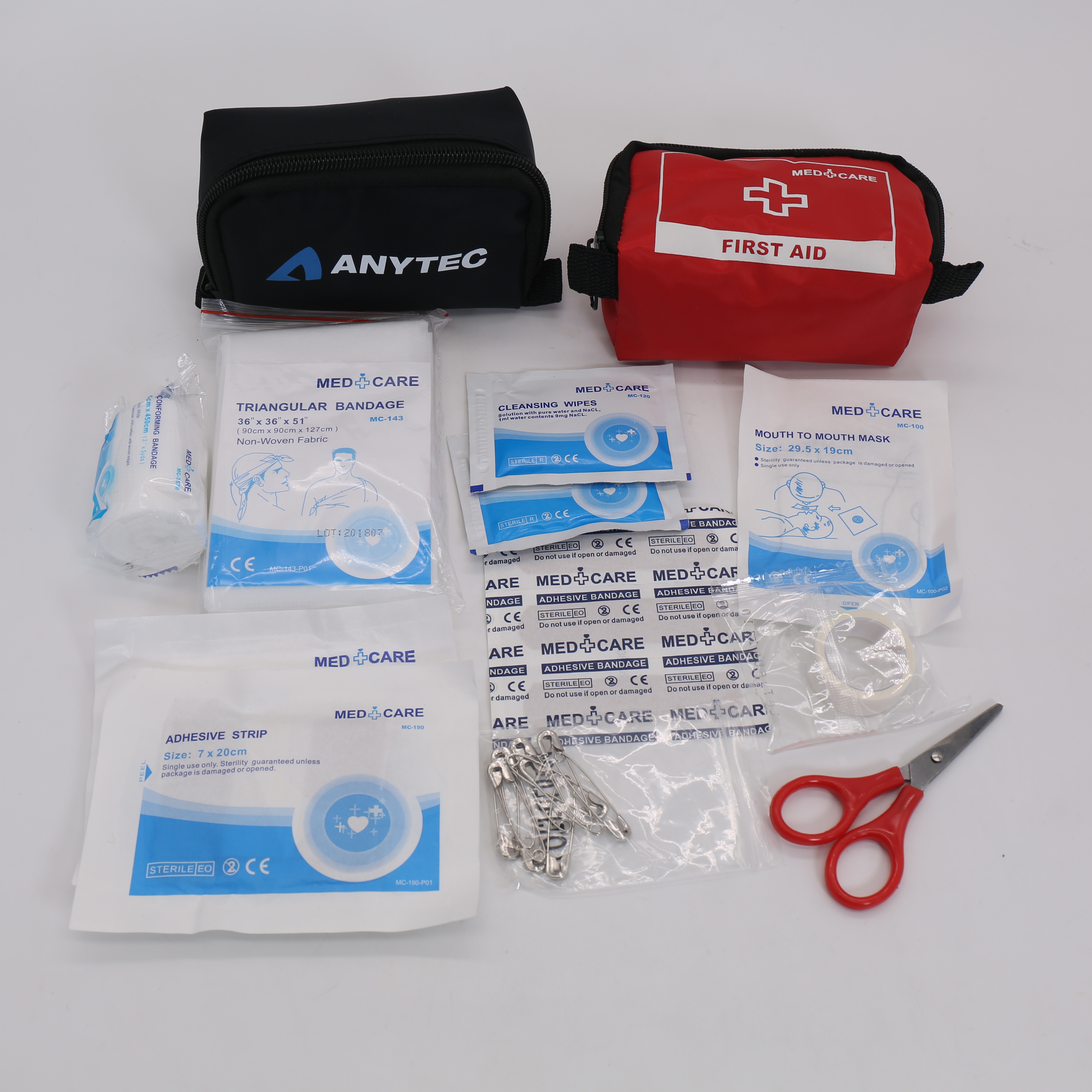 Travel first aid kit emergency aid kit easy carry pocket survival kit
