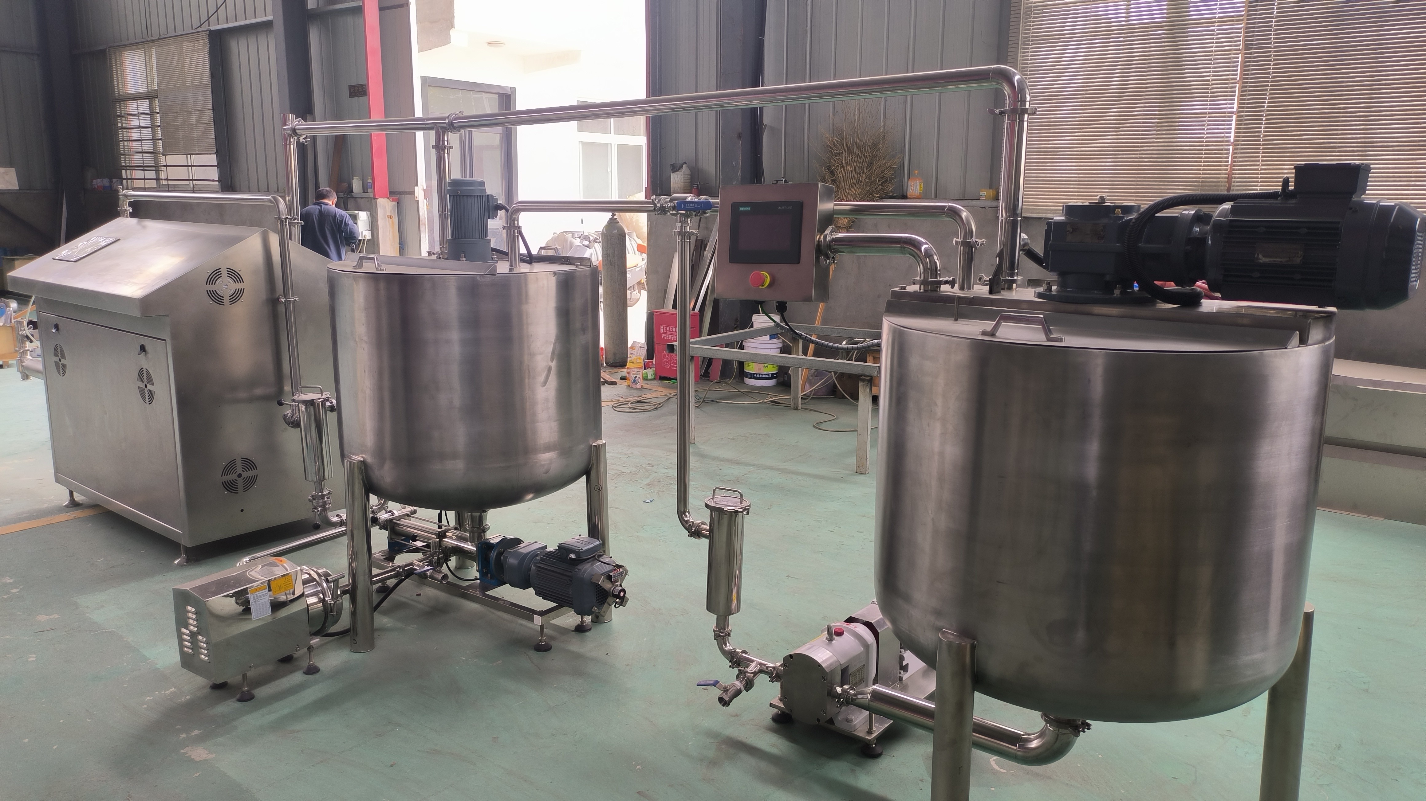 Aerating Continuous Mixer Chiffon Cake Batter Sponge Cake Making Machine 400kg/H
