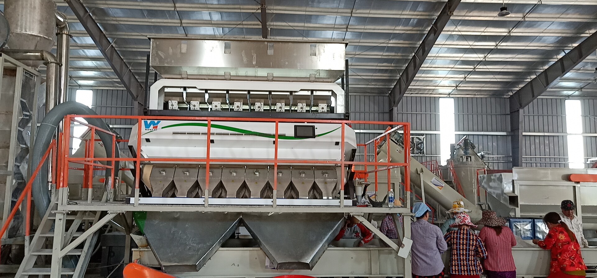 China Quality Supplier Complete Set Almond Color Sorter Machine For Food Plant