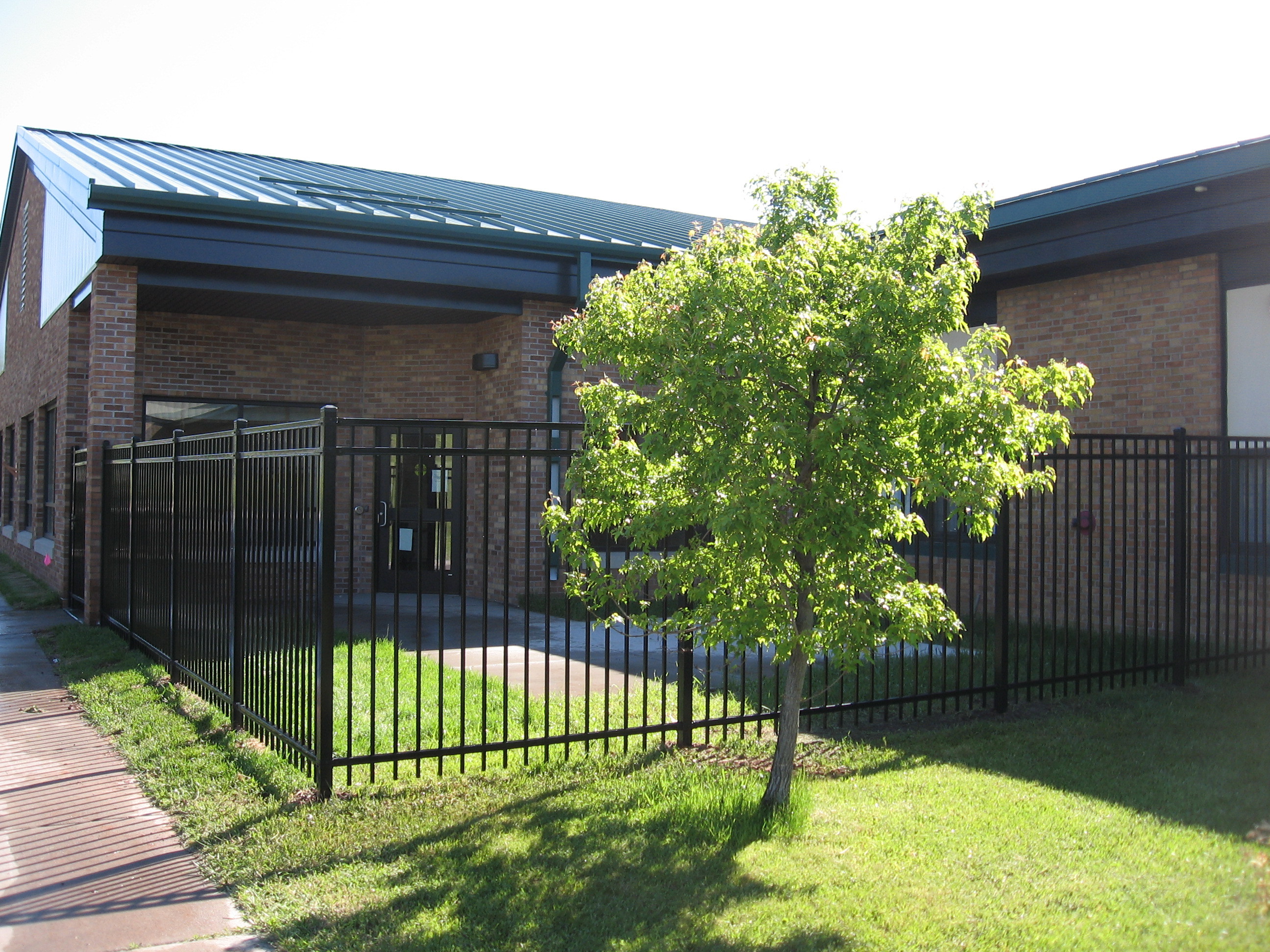 Galvanized Powder Coated Steel Tubular Fence