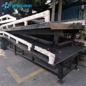 10T-10M Customized Black Segmented Portable Loading Docks Hydraulic Dock Ramp