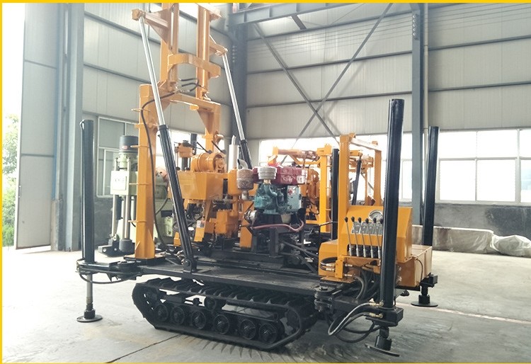 200 Type Hydraulic Core Drilling Rig For Building Foundation Investigation