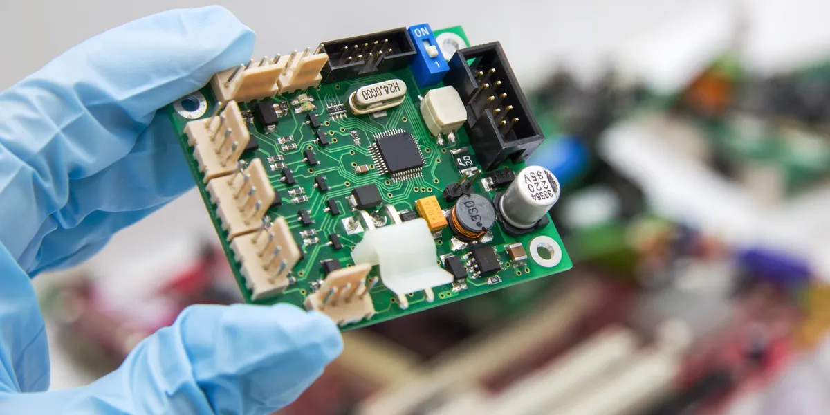 FR4 Material PCB PCBA Assembly Manufacturer Custom Green Solder Mask Color