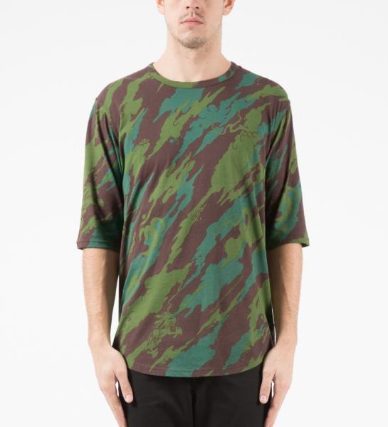 Fashionable Summer Sublimation Printing T Shirts Camouflage Printed Short