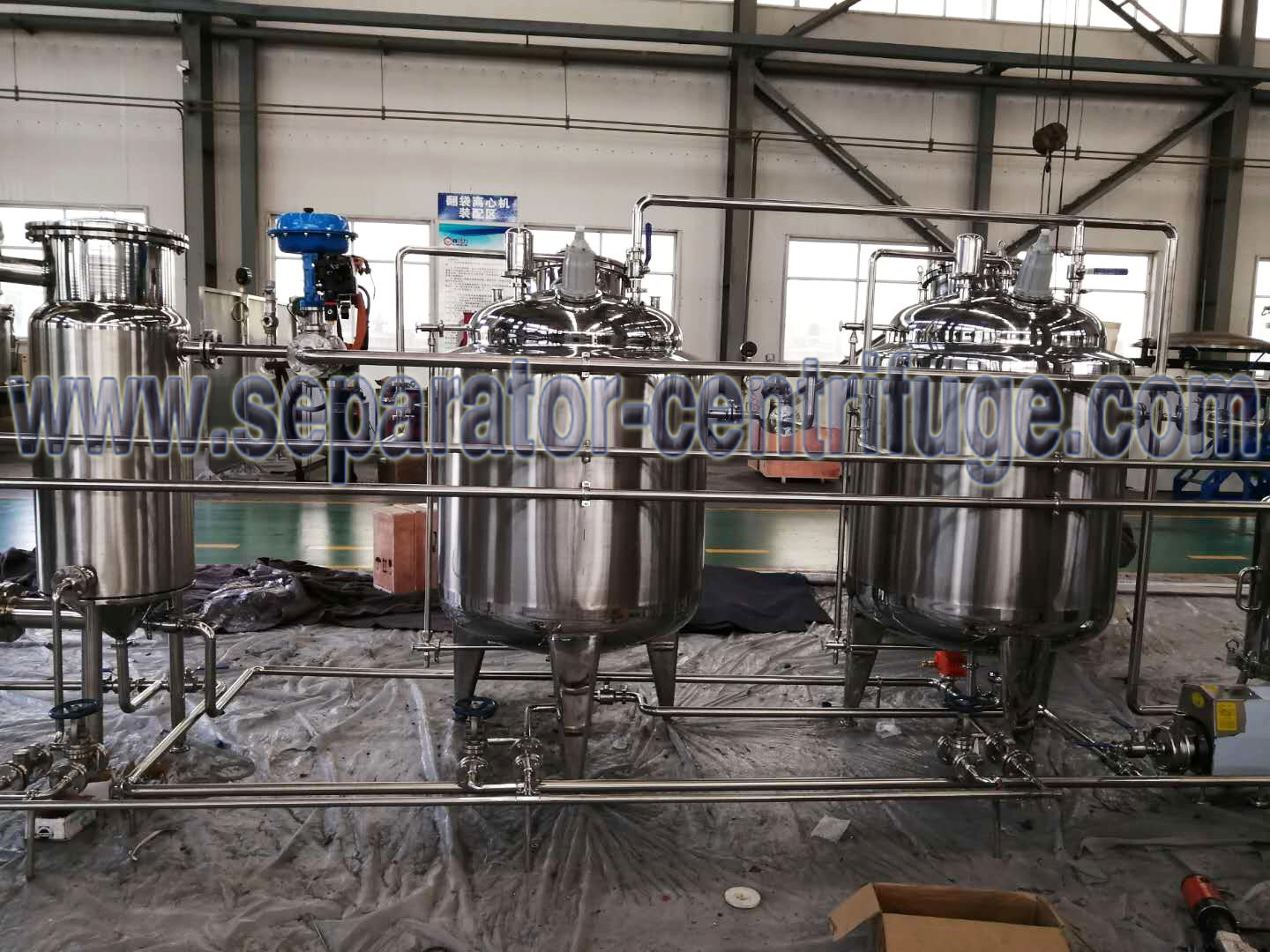 CBD Oil Extraction Machine System Solution for Canna-bis under Low Temperature