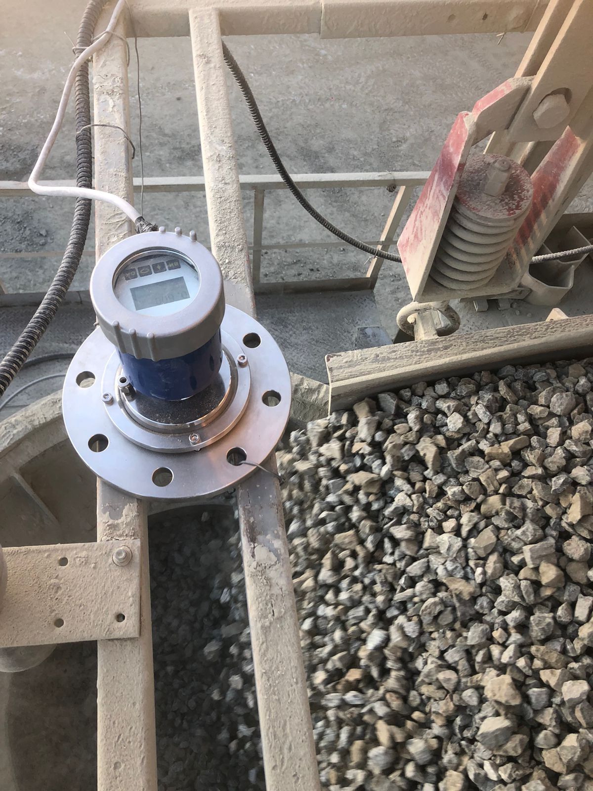 KLD801 Radar Level Gauge For Non-corrosive Liquids Is Used For Level Monitoring Of Non-corrosive Liquids