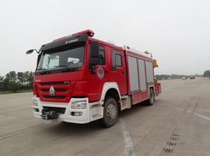 China SINOTRUK Heavy Duty Rescue Truck ,  6 Wheeled Road Rescue Emergency Vehicles on sale