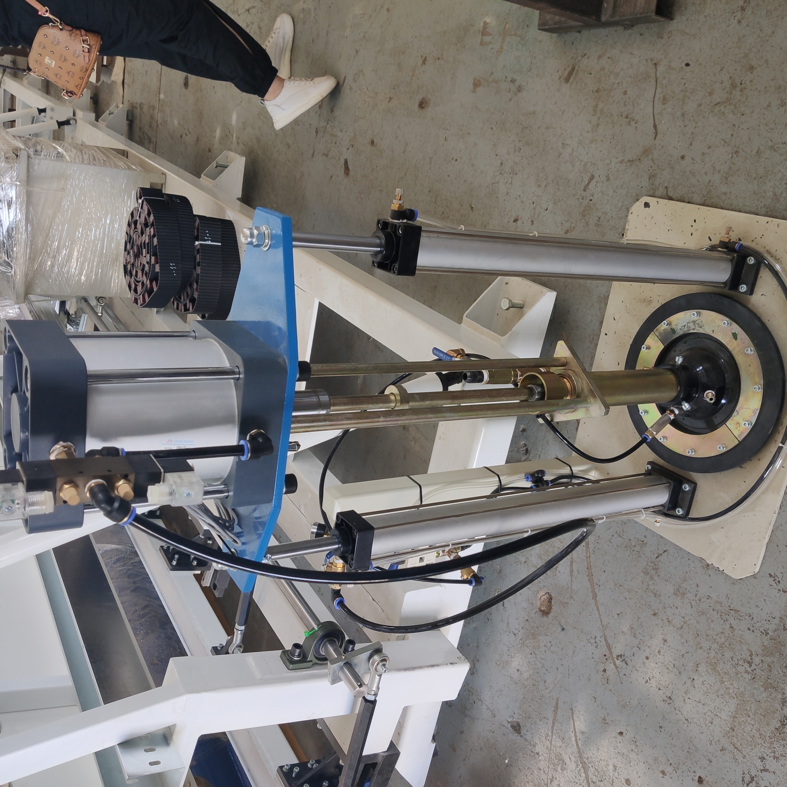 Window And Doors Vertical Silicon Sealant Spreading Machine