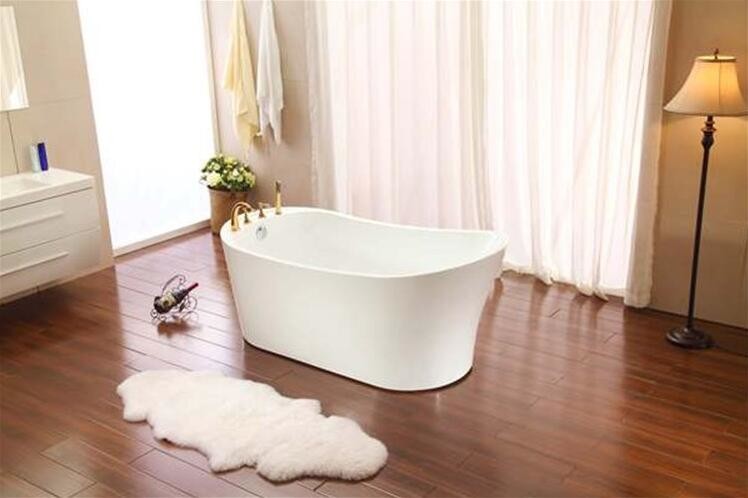 luxury free standing bathtub good design