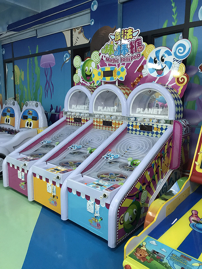 Blister Material 230W Arcade Redemption Games Machine W220D*D1800*H2800