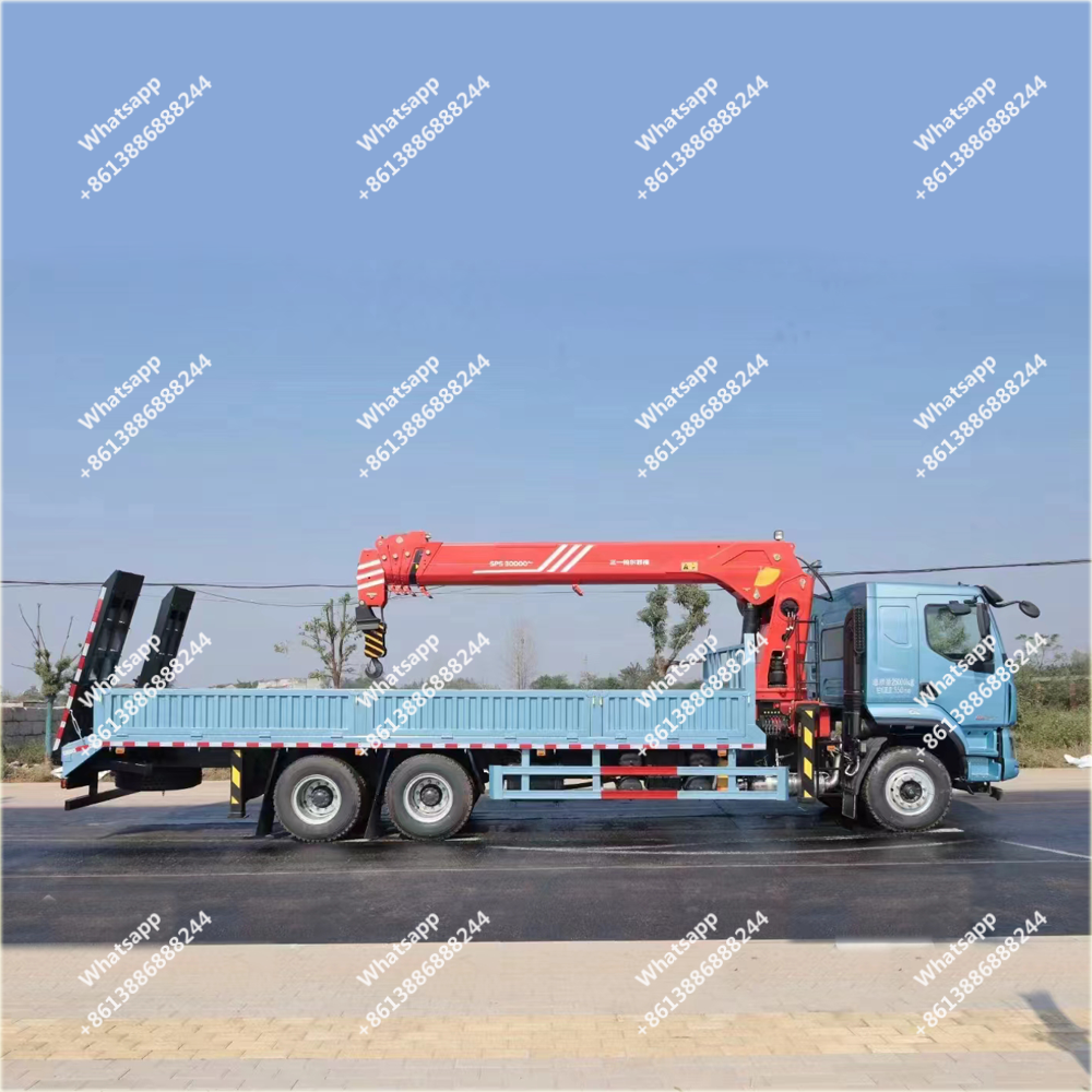 Liuqi Flatbed Transport Truck 14 Tons With Crane 10 Speed Transmission