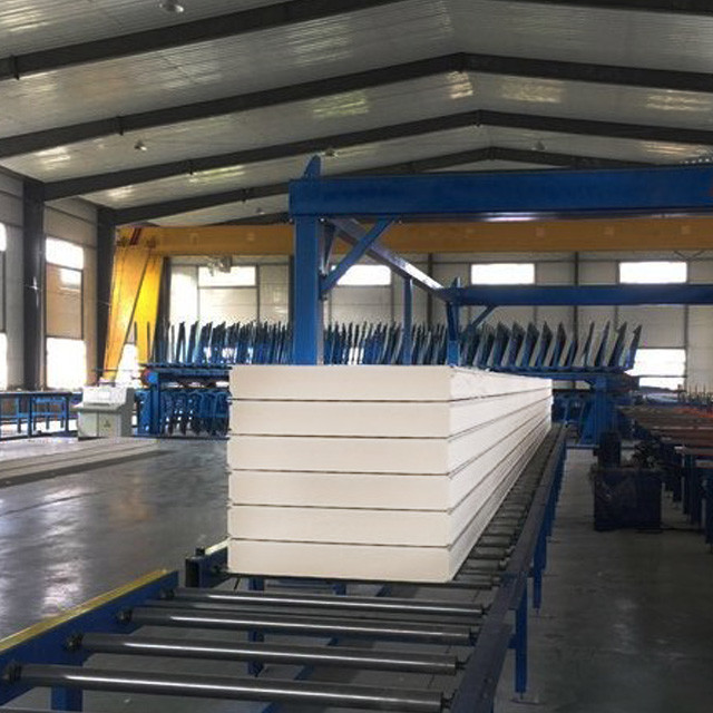 950mm Width PPGI Polyurethane Sandwich Panels for Roof Insulation Warehouse Storage