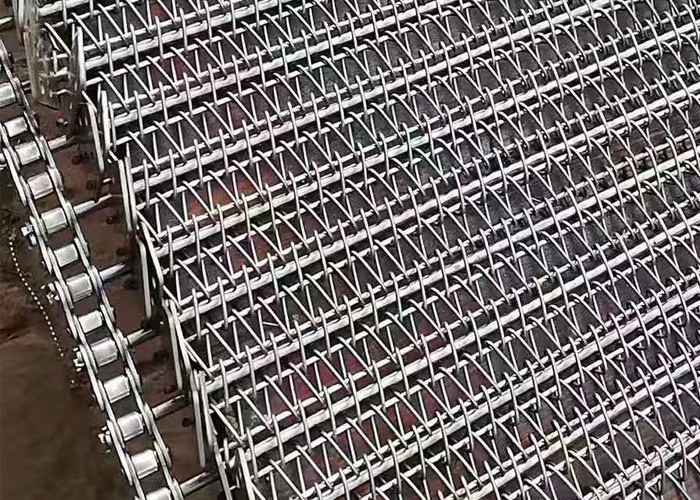 Acid - Resisting Stainless Steel Chain Mesh Conveyor Belt To Transporting Products