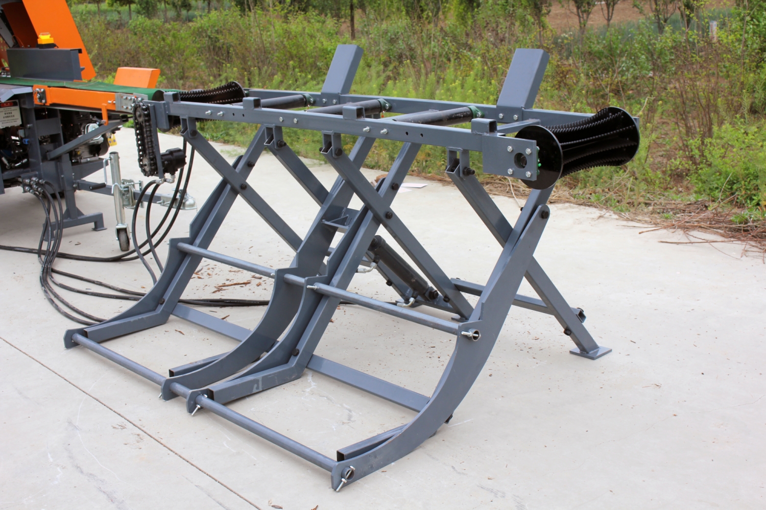 Hydraulic Firewood Processor With Log Lifter And Log Table 300 KG Capacity Model