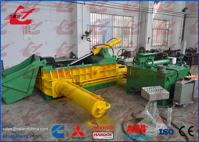 Metal Scrap Baling Machine Diesel Engine Drive With Hopper 1 Year Warranty