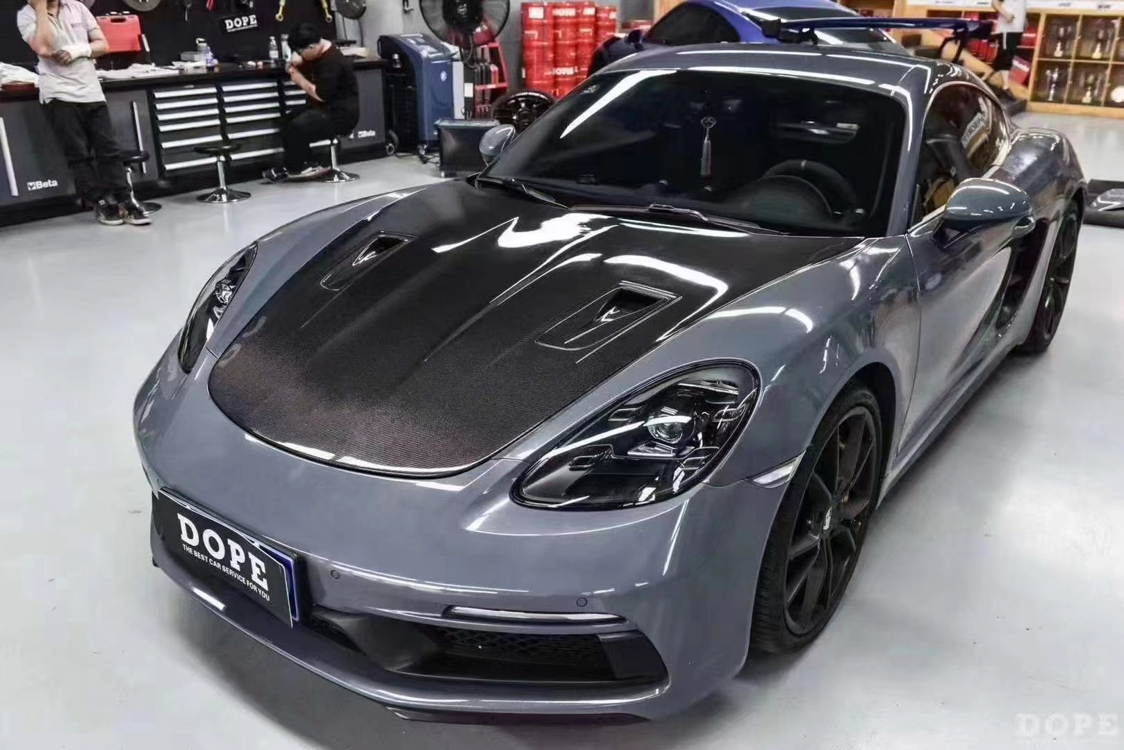 High Quality Carbon Fiber Cover for Porsche 718 Boxster Carbon Fiber Engine Hatch 718 Upgrade GT4 Cover