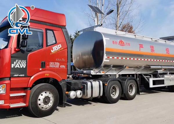Round Or Square Shape Chemical Liquid Tanker Trailer Three Axles 30,000L- 33
