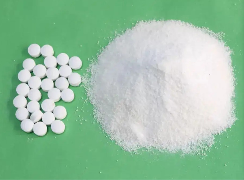 CAS 10049-04-4 Molecular 67.46 Chlorine Dioxide Tablets For Disinfection