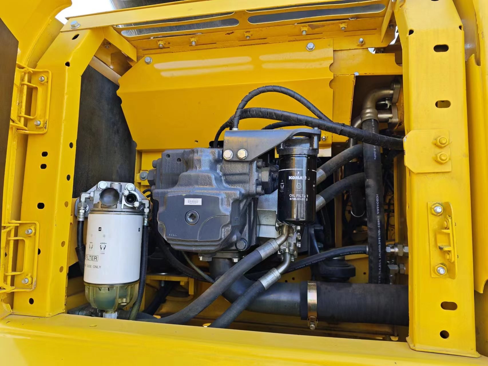 24ton Komatsu PC240LC-8 Hydraulic Crawler Excavator Low Hour Machine 123KW Power
