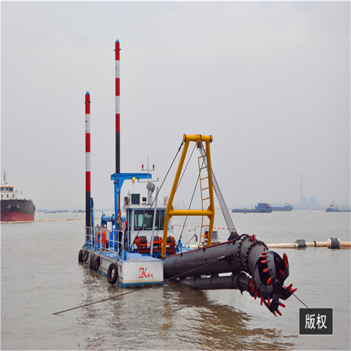 10m 8 Inch Cutter Suction Dredger Blue Fresh Water Cooling System Lake Dredging