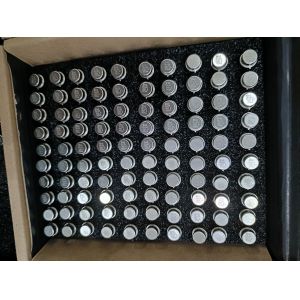 AD584SH/883B ADI The AD584 is an 8-terminal precision voltage reference offering