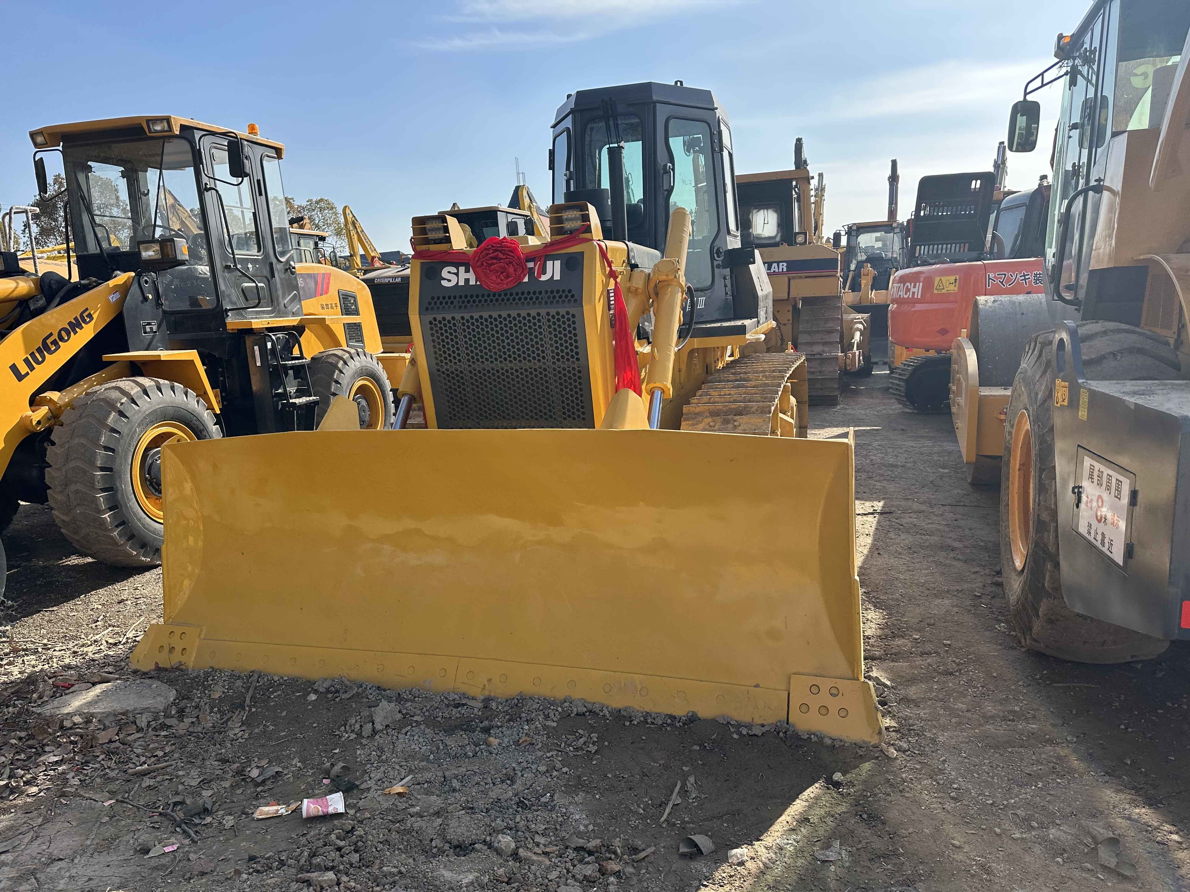 Shantui SD16 Used Bulldozer Second Hand Earth Moving Equipment