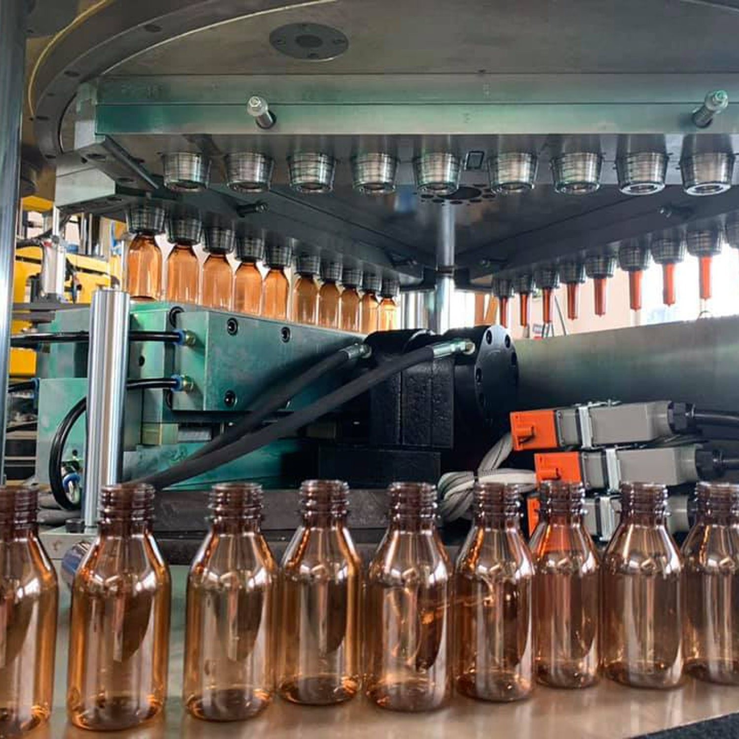 ISBM Machine PETG PET Preform Pharma Plastic Bottle Making Machine 12 CAV 500ML