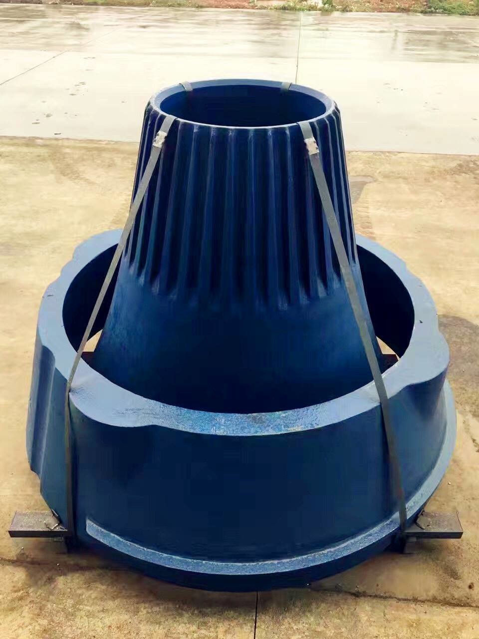 Manganese 18 Mantle PN 442.8983 Stone Crusher Parts